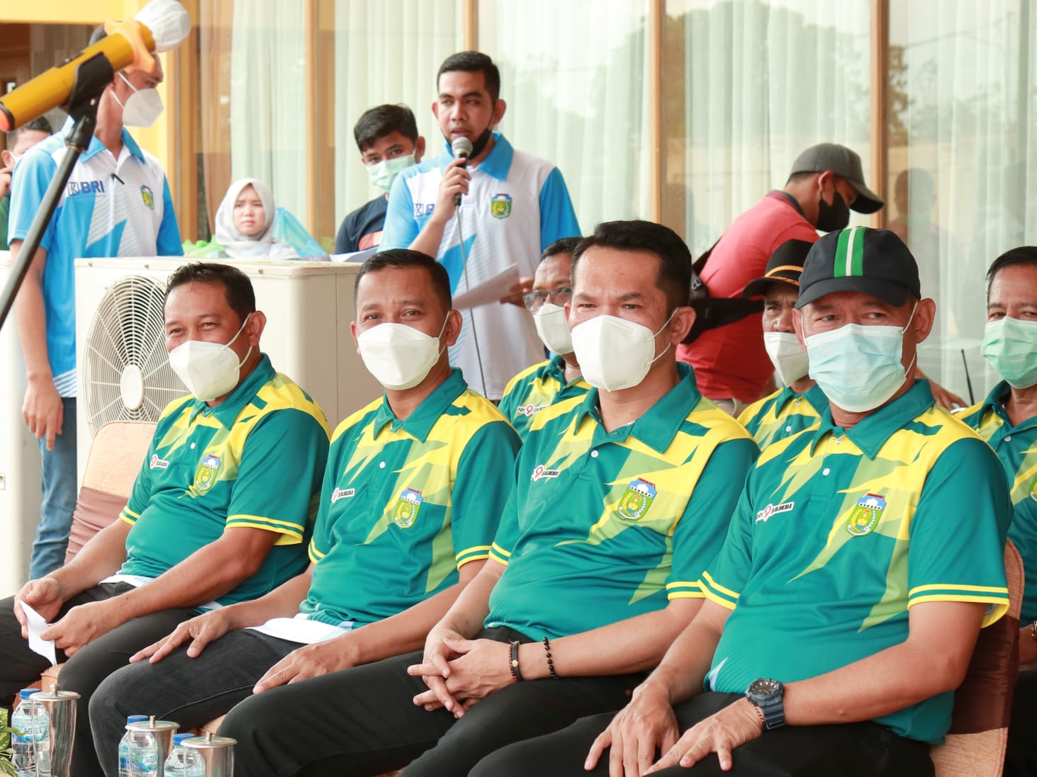 Wakil Bupati Bungo saat meng hadiri Pembukaan Turnamen Tenis Tanggo Rajo Kabupaten Tebo 